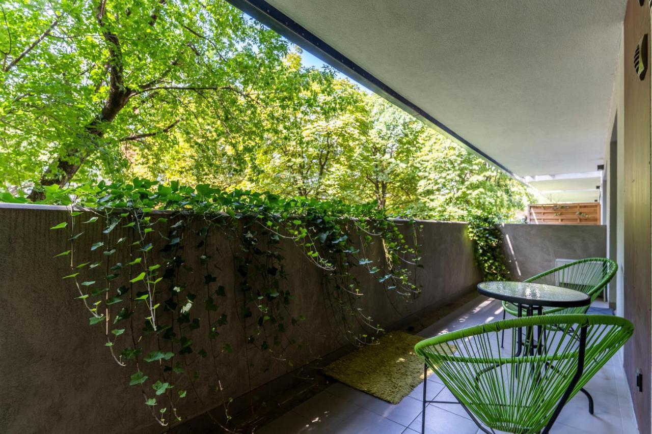First - Green Zoliborz Apartment 6 Varşova Dış mekan fotoğraf